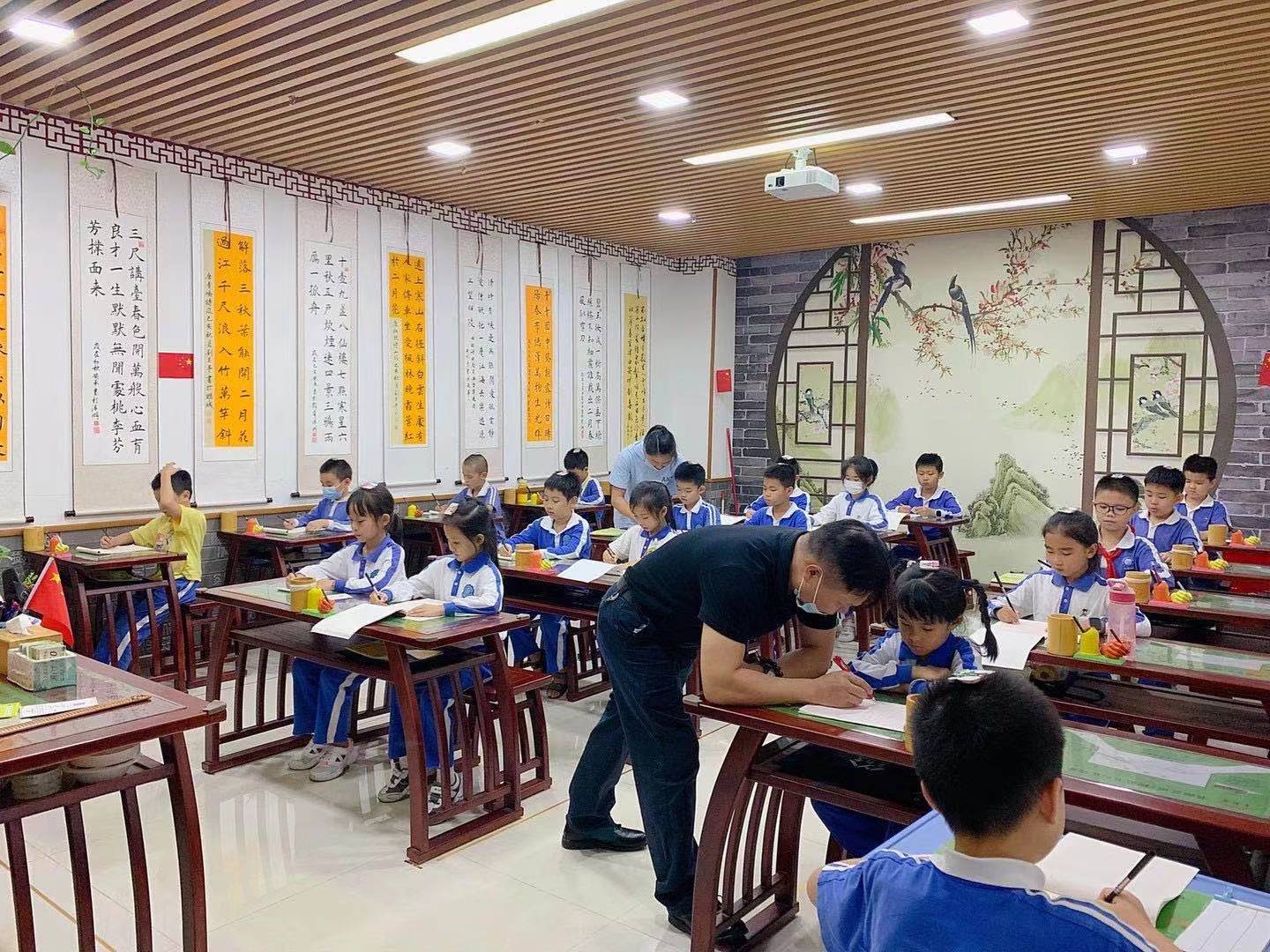 书法糖心
